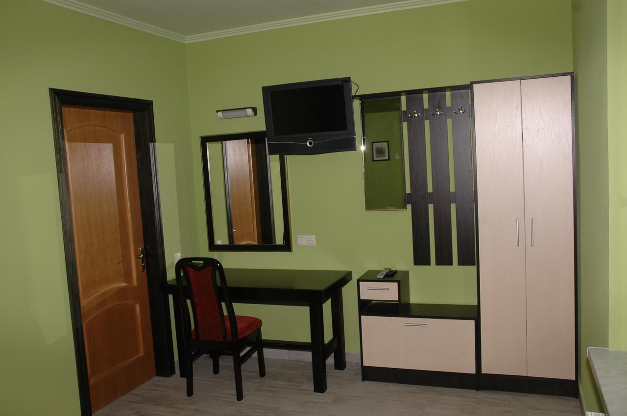 Guest House Lviv Exterior photo