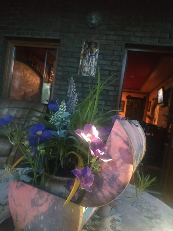 Guest House Lviv Exterior photo