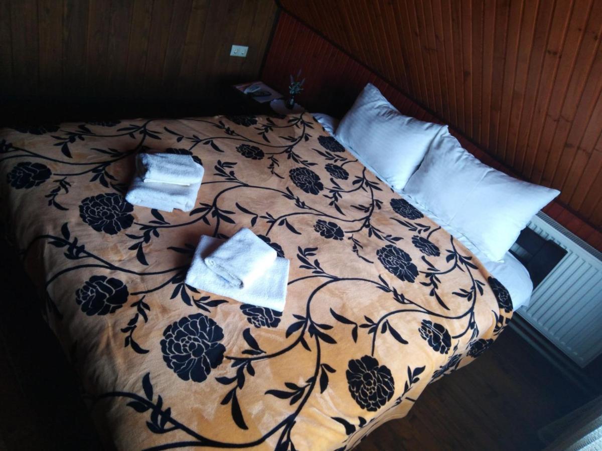 Guest House Lviv Exterior photo